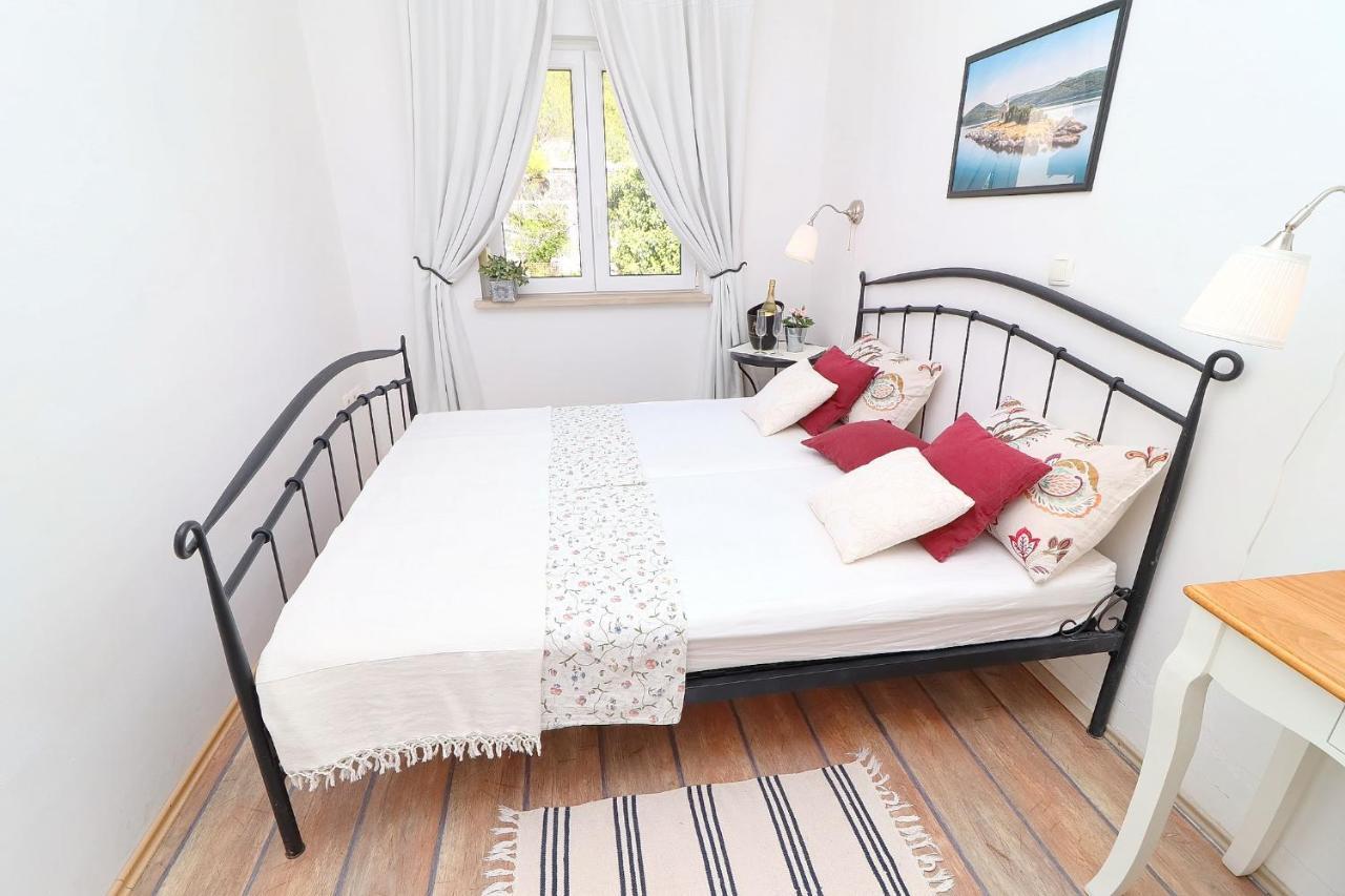 Apartments Mediterranean House Клек Экстерьер фото